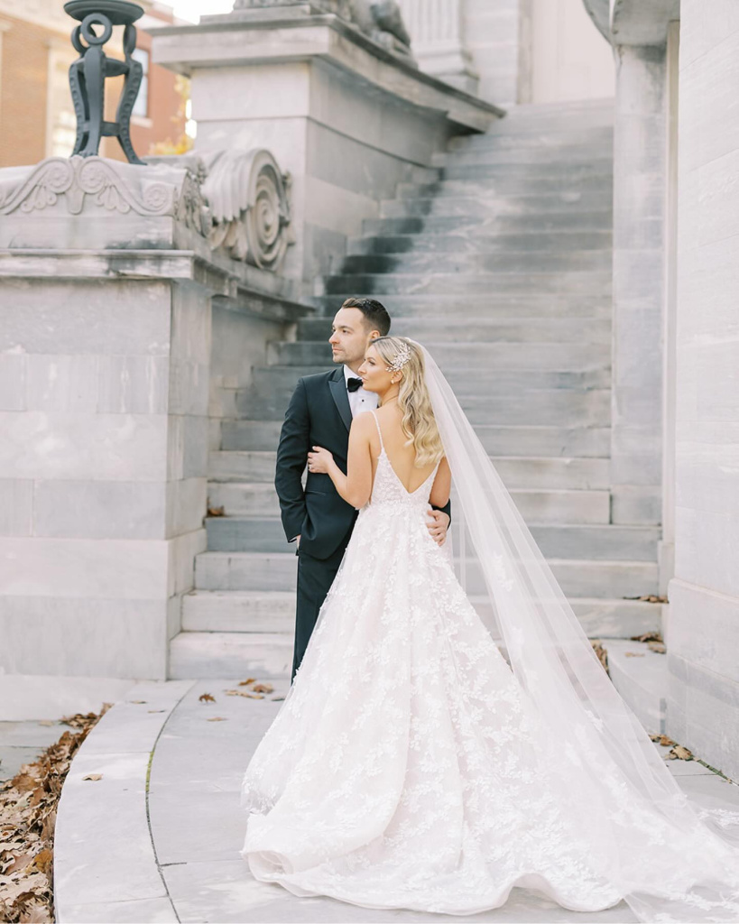 49_courtneysimpsonphotography_1700958138_3244194463533554575_3414614122.jpg