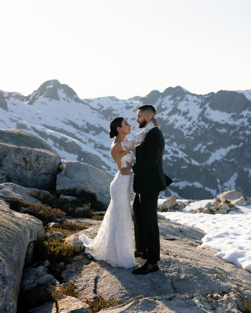 16_kamiliashinphotography_1702060955_3253445559326628664_4248464444.jpg