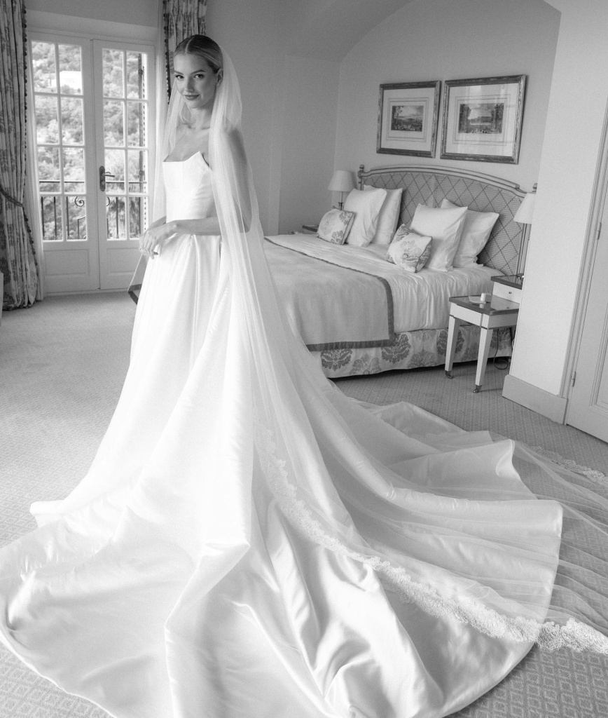 8_emiliewhitephotography_1702532570_3257401756798586590_2963777889.jpg