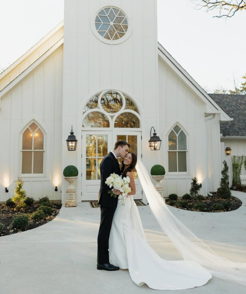 preview-planners-styled-in-white-events-portfolio-photo-547098.jpg preview-planners-styled-in-white-events-portfolio-photo-547098.jpg