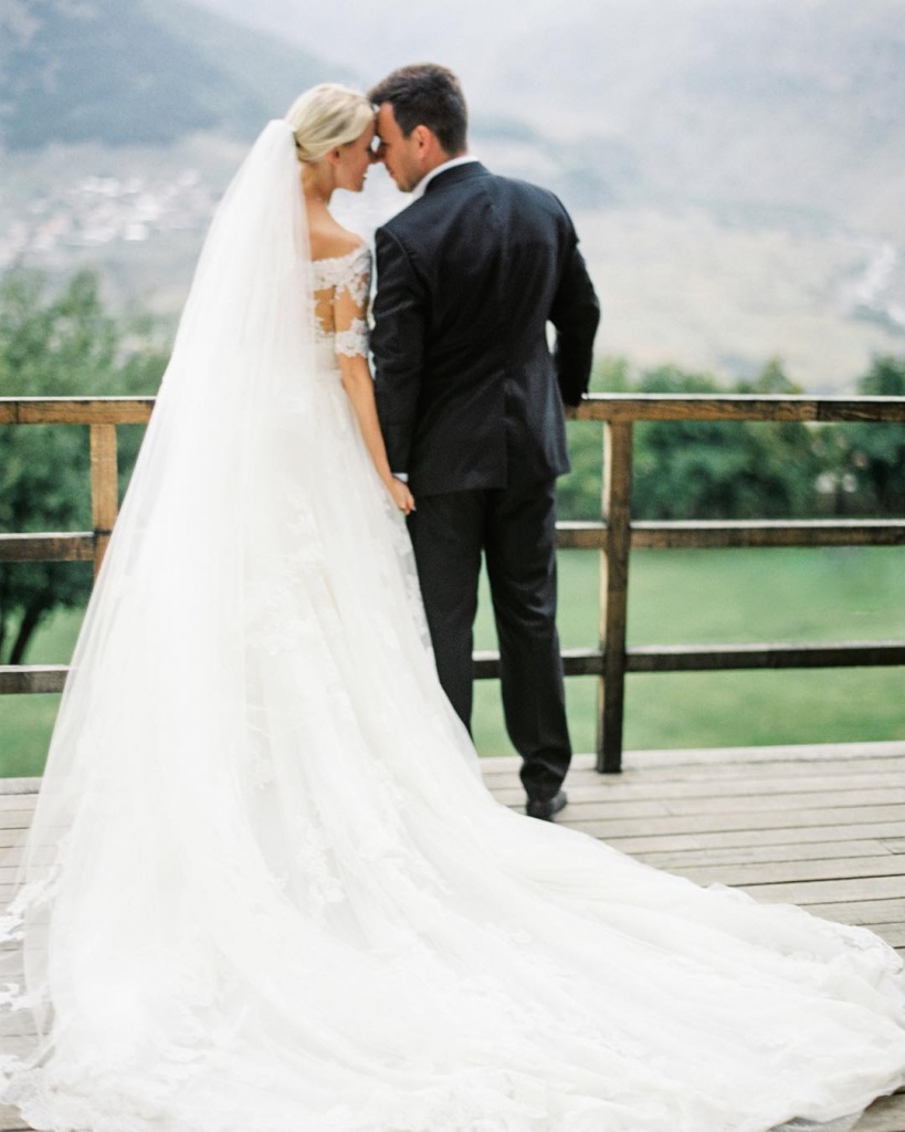 Wedding post on instagram Wedding instagram post