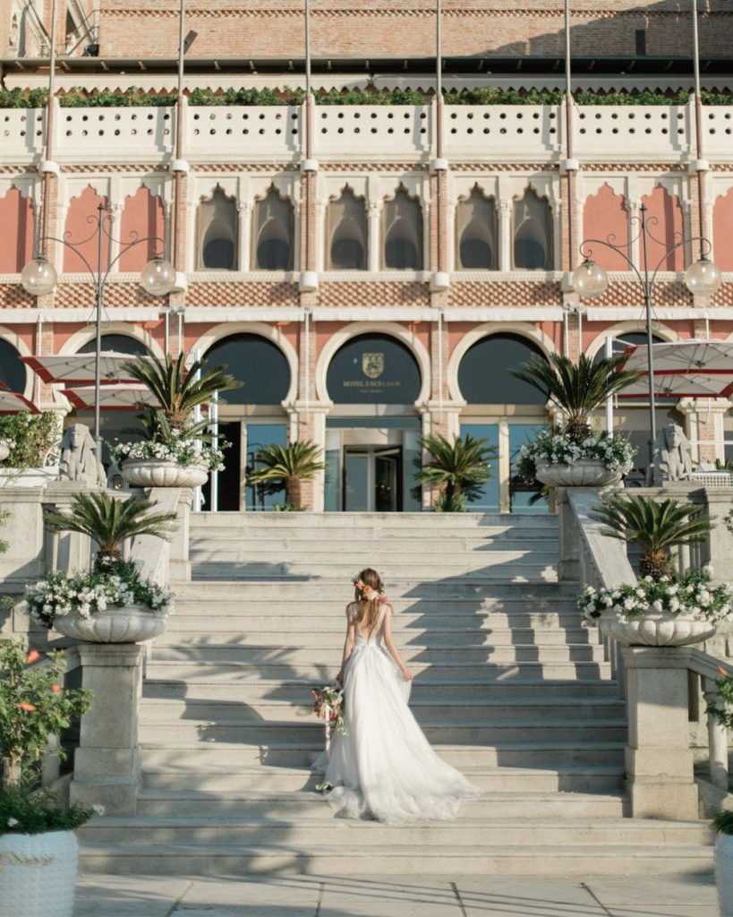 17_excelsiorvenice_1708891233_3310741954880443191_2249183235.jpg