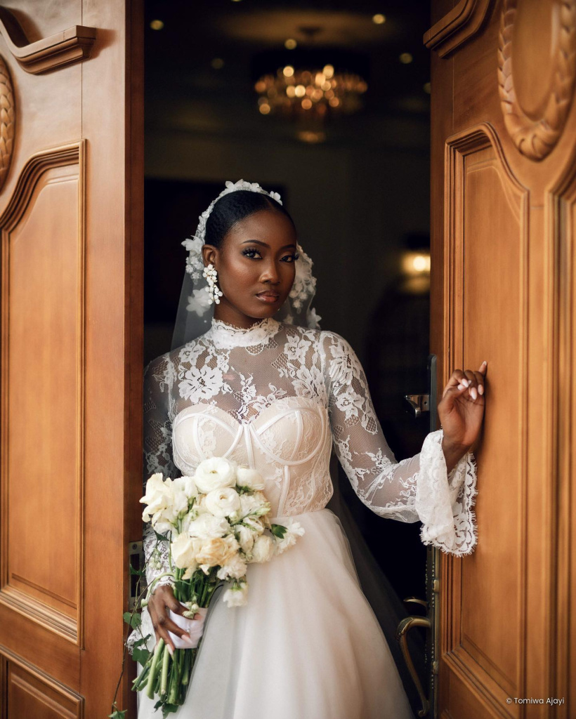 25_thetomiwaajayi_1659432980_2895856184188929567_1281556611.jpg