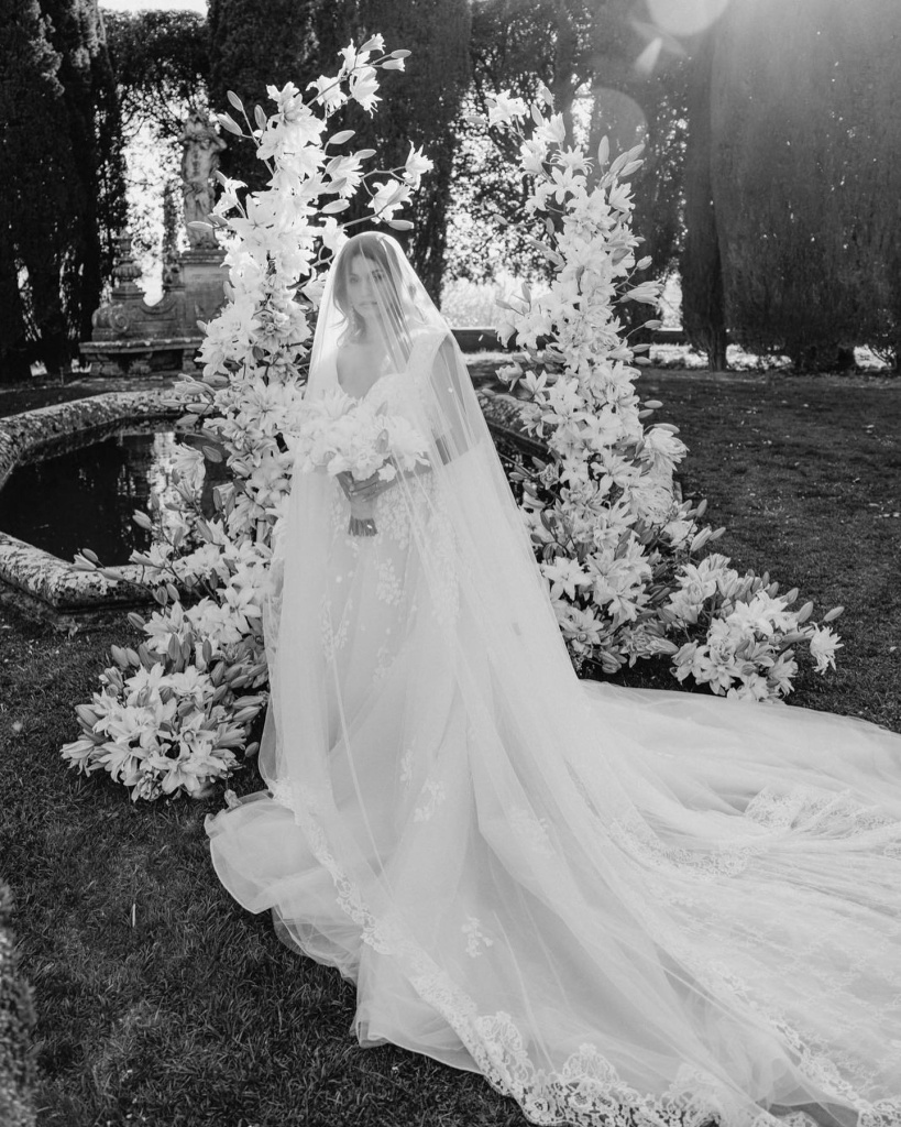 16_annaroussos_1683906824_3101157671657590359_2662840.jpg