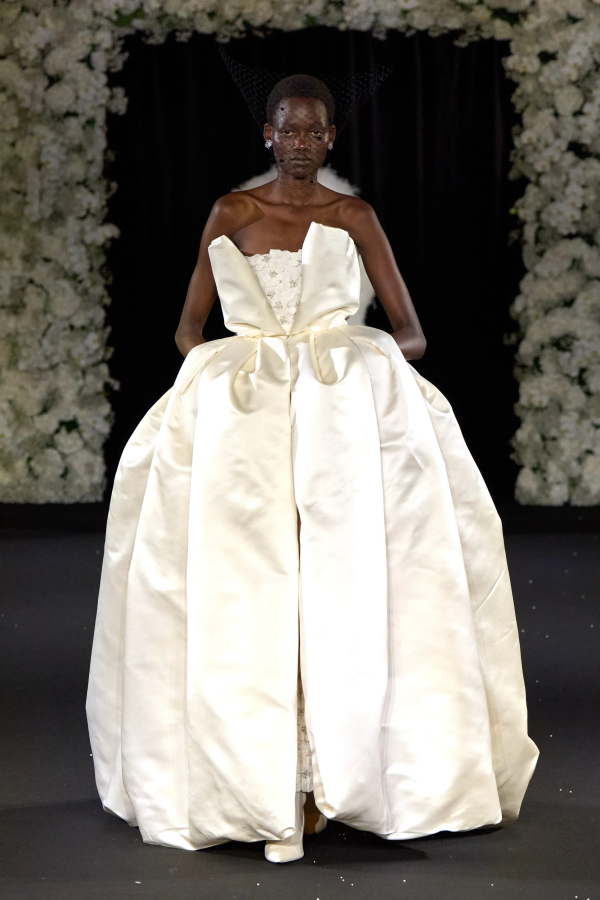 Richard Quinn Presents Spring 2025 RTW Collection Richard Quinn Presents Spring 2025 RTW Collection photo