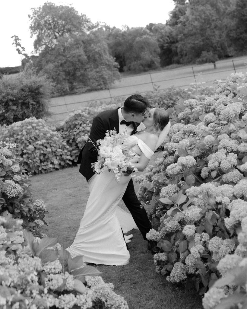 2_emilyjayneweddings_1721639756_3417684449623818766_30419320025.jpg