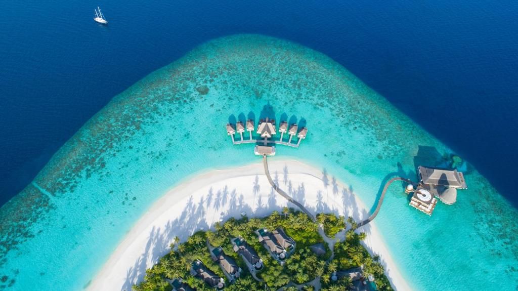 32 Best Honeymoon Suites in Top Hotels 32 Best Honeymoon Suites in Top Hotels photo