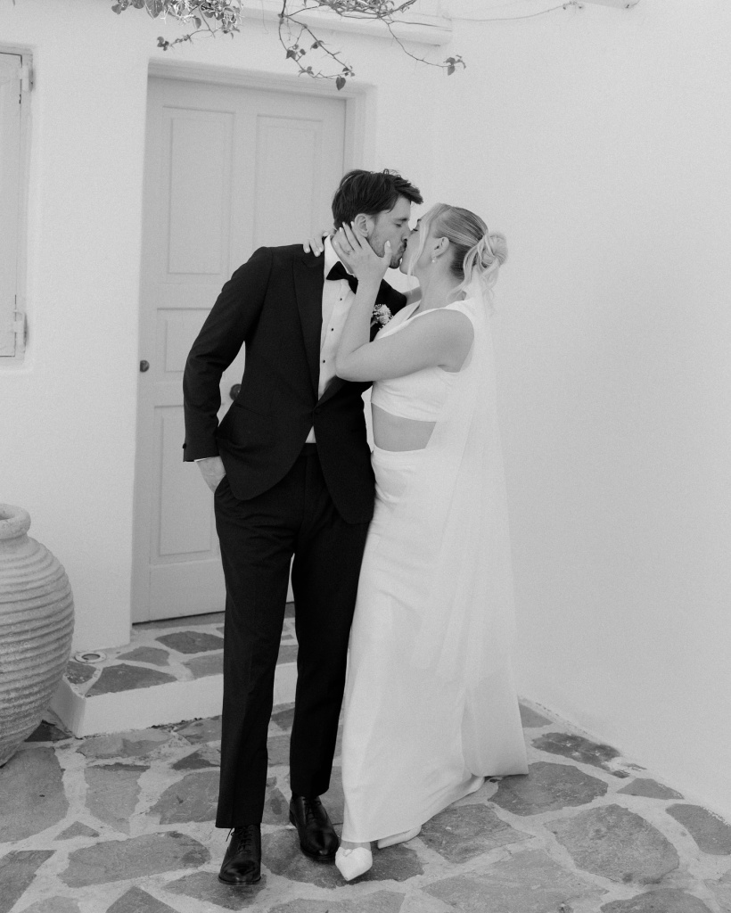 34_emily_jayne_weddings_1718191402_3388757556073617874_30419320025.jpg