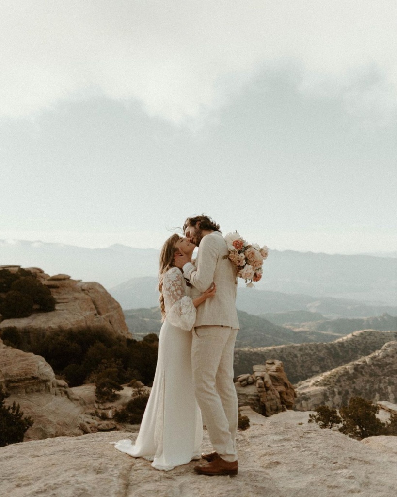 How much does a wedding planner cost in Phoenix Find a wedding planner in Phoenix