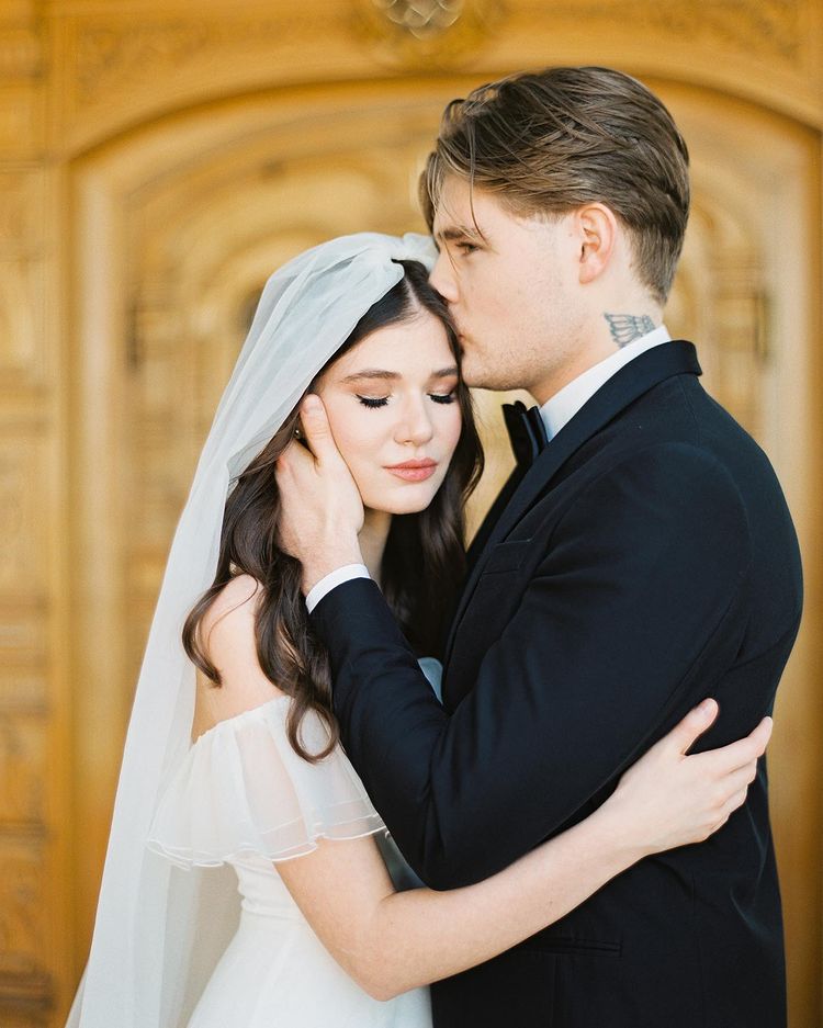 The Forehead Kiss Wedding Photo The Forehead Kiss Wedding