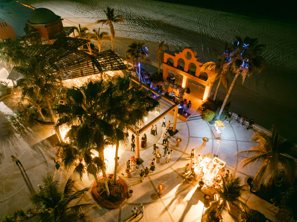 Bliss Events-Cabo-1722-Jessica-Kris-Destination-Wedding-Los-Barriles-Baja-Mexico-Destination-Wedding-LA76-Photography-20240323.jpg