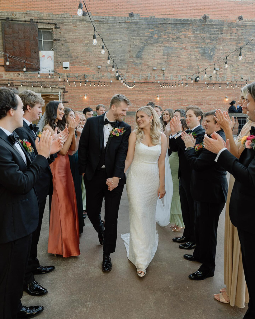 58_wedsociety.northtx_1712586249_3341738127243597712_219253661.jpg