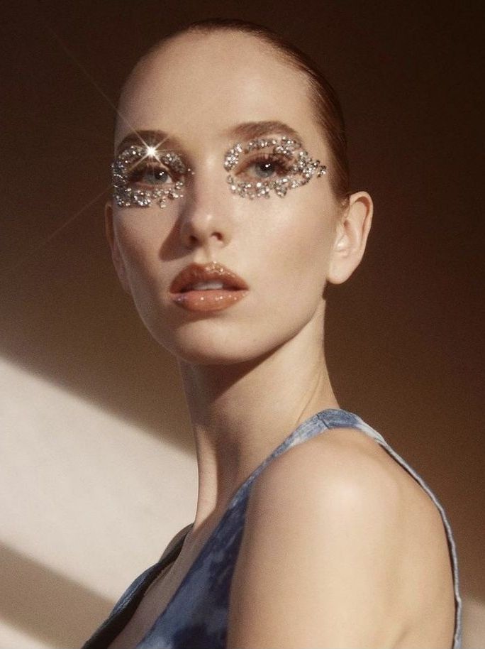 Latest Bridal Hair and Makeup Trends for 2025 Latest Bridal Hair and Makeup Trends for 2025 photo