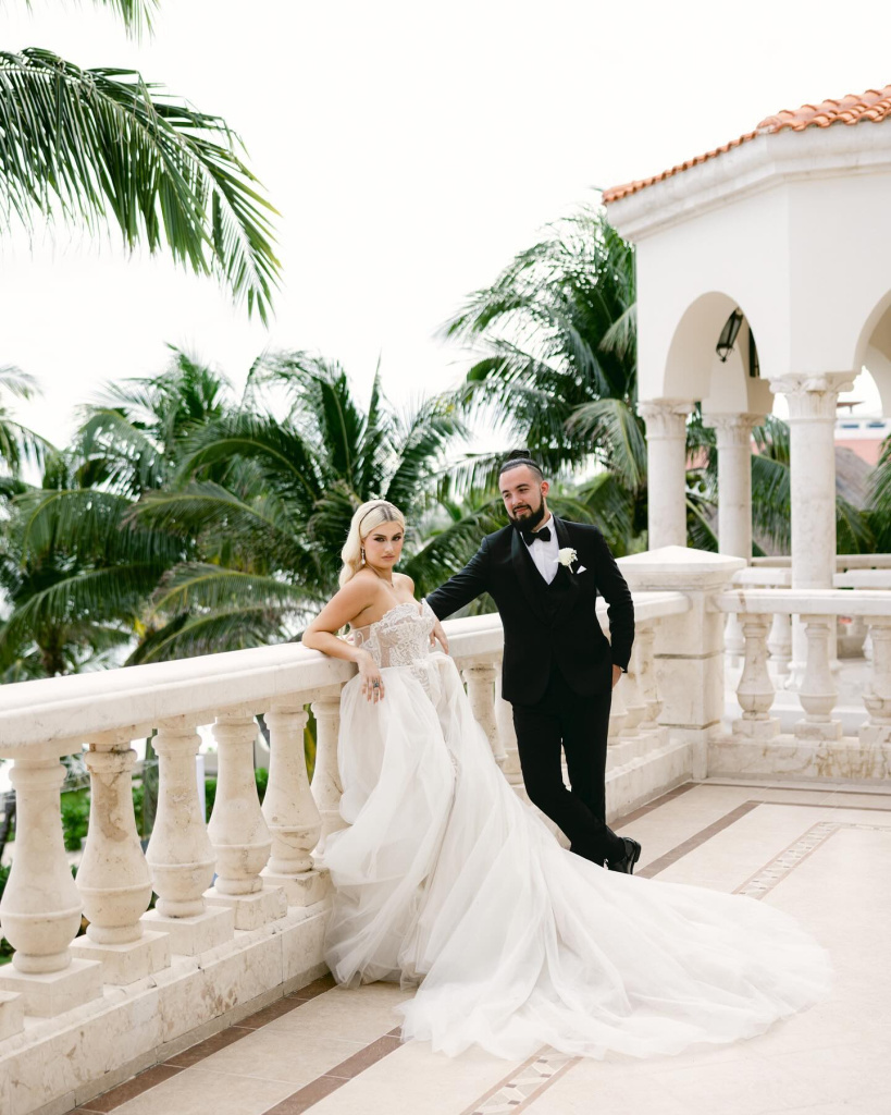 47_cocoknot_weddings_1706541761_3291033284341803651_14194324775.jpg