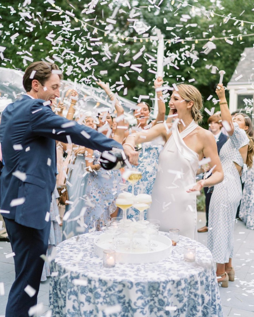60 Cool Entertainment Ideas for Wedding Guests 60 Cool Entertainment Ideas for Wedding Guests photo