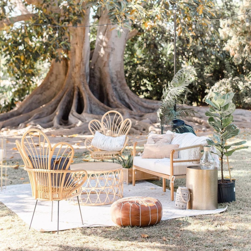 Create a Chill Lounge Area Create a Chill Lounge Area