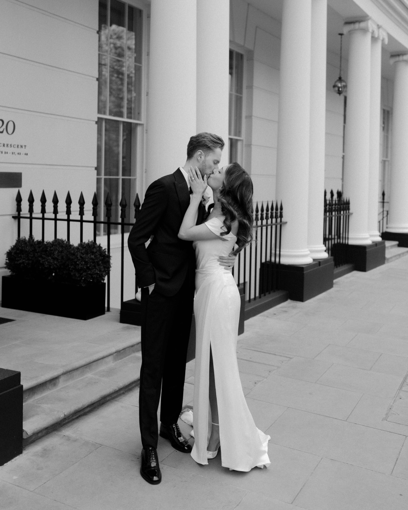 10_emilyjayneweddings_1725346859_3448781884144161531_30419320025 (1).jpg