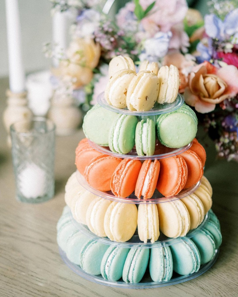 Tower High With Cupcakes or Macarons Tower High With Cupcakes or Macarons
