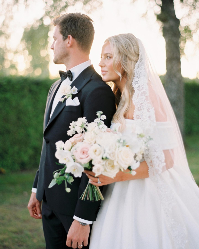 30_2brides_1691955642_3168676051428196981_584243.jpg