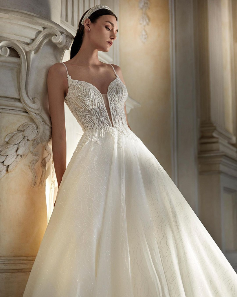 @pronovias @pronovias