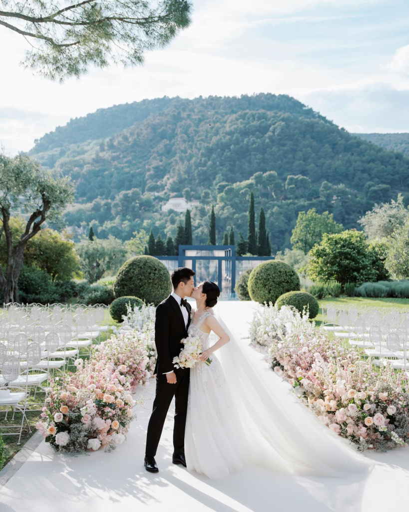 9_whiteedenweddings_1722495102_3424859610730735913_4160117707.jpg