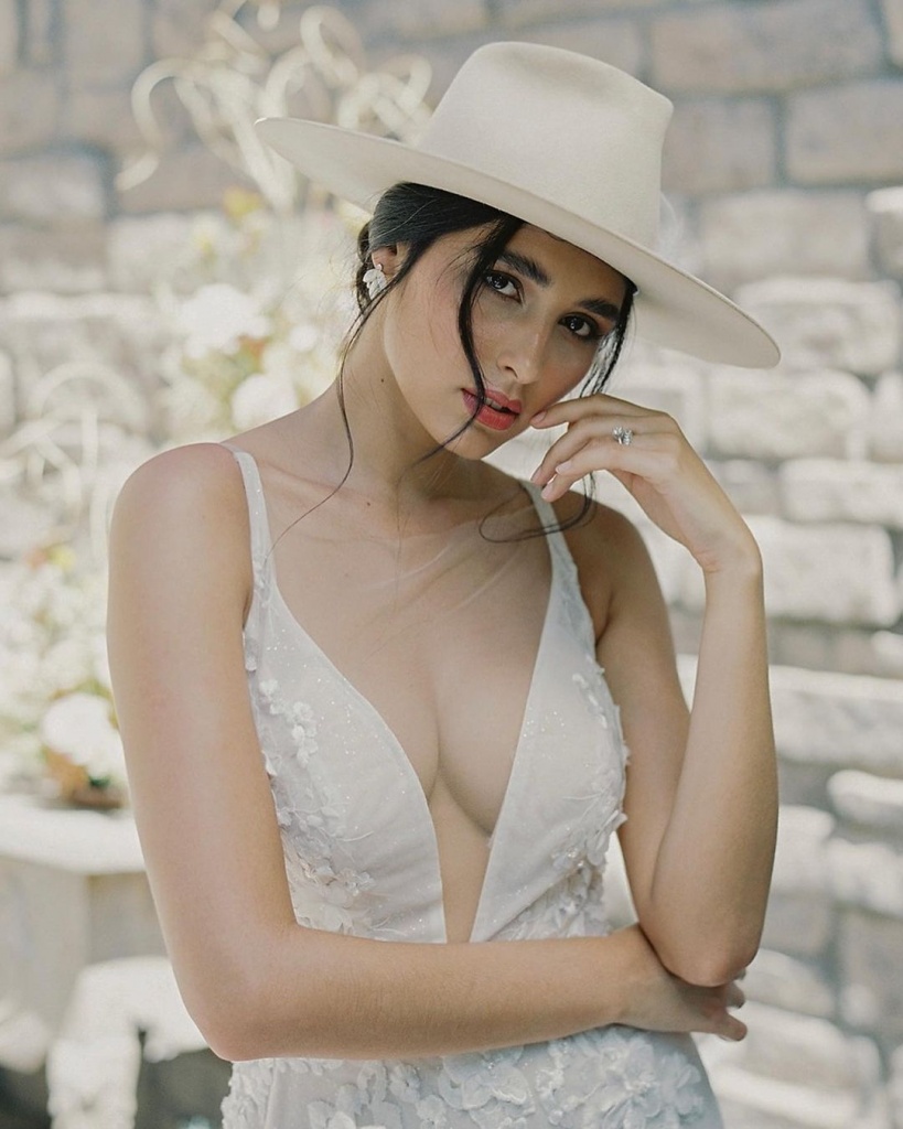 Deep V-Necklines Deep V-Necklines