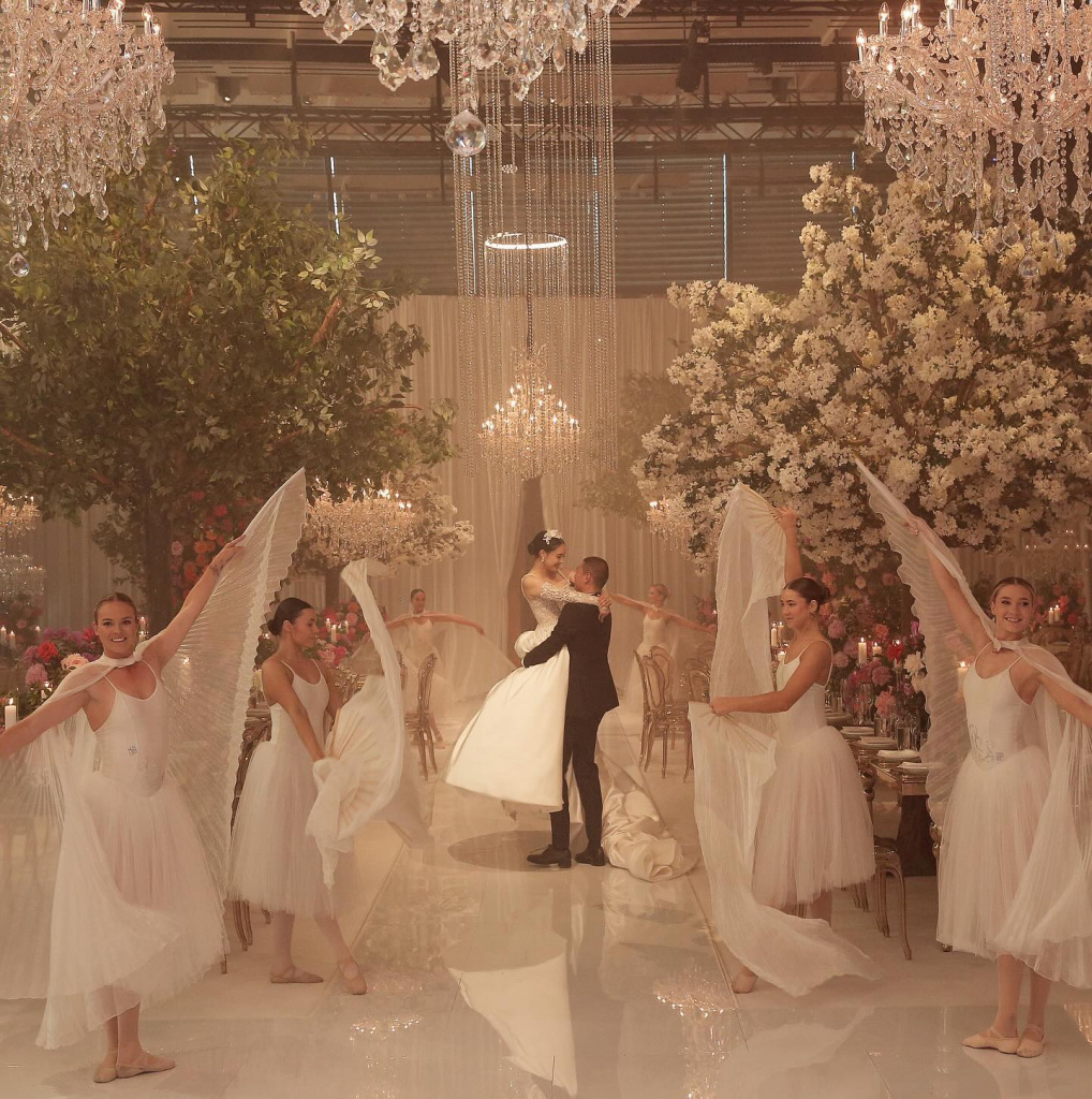 57_imagehausweddings_1701339089_3247390111561430845_638322538.jpg