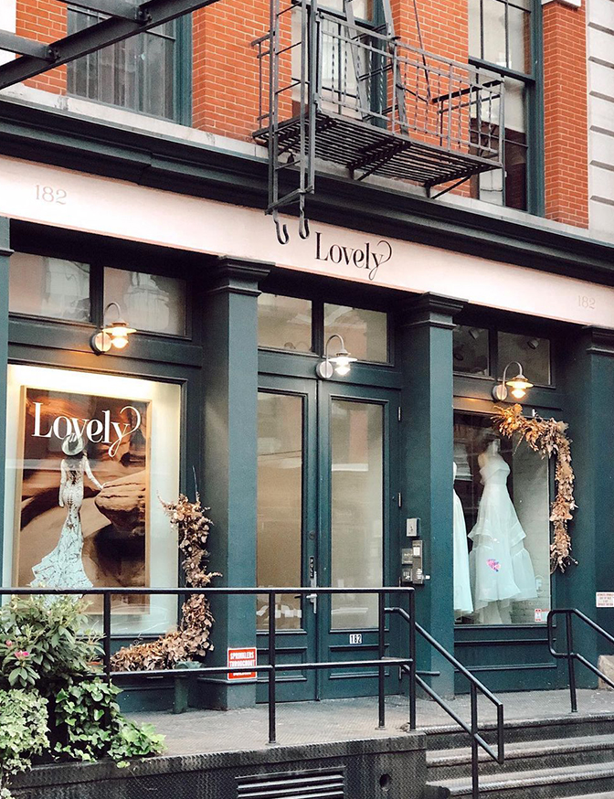 Lovely NEW YORK CITY BRIDAL SHOP Lovely NEW YORK CITY BRIDAL SHOP