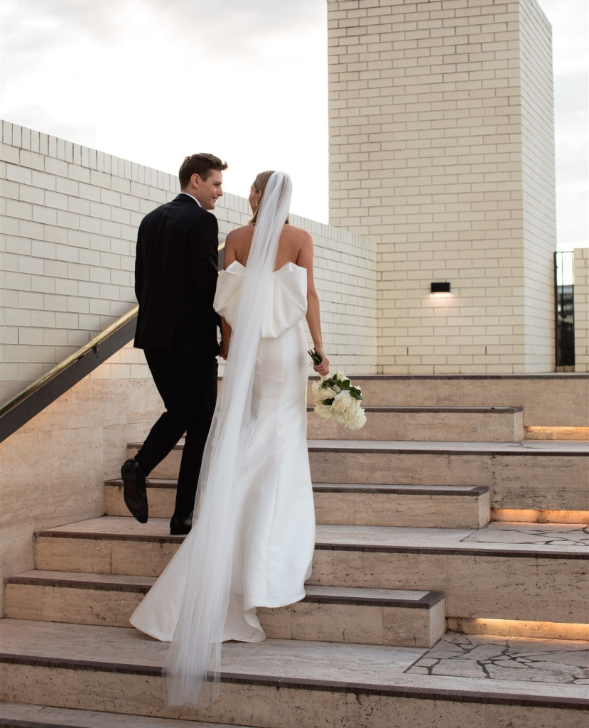 11_allumeweddings_1667379905_2962519823398534248_7334067019.jpg