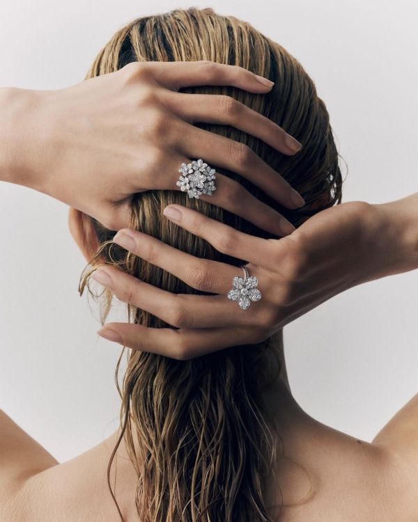 White Sapphires vs Diamonds: Key Differences White Sapphires vs Diamonds: Key Differences photo