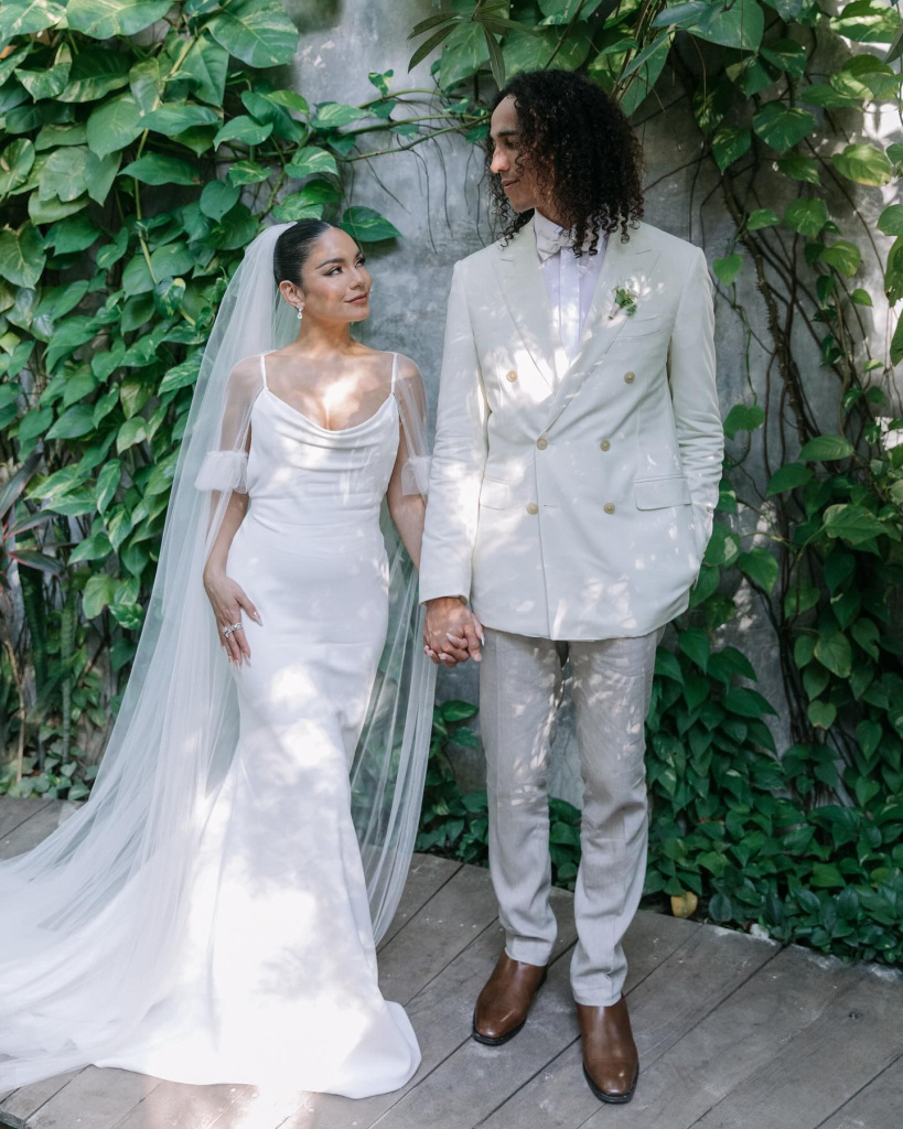 1_citizenofearth_1701913891_3252211899000247509_1355373738 (1).jpg