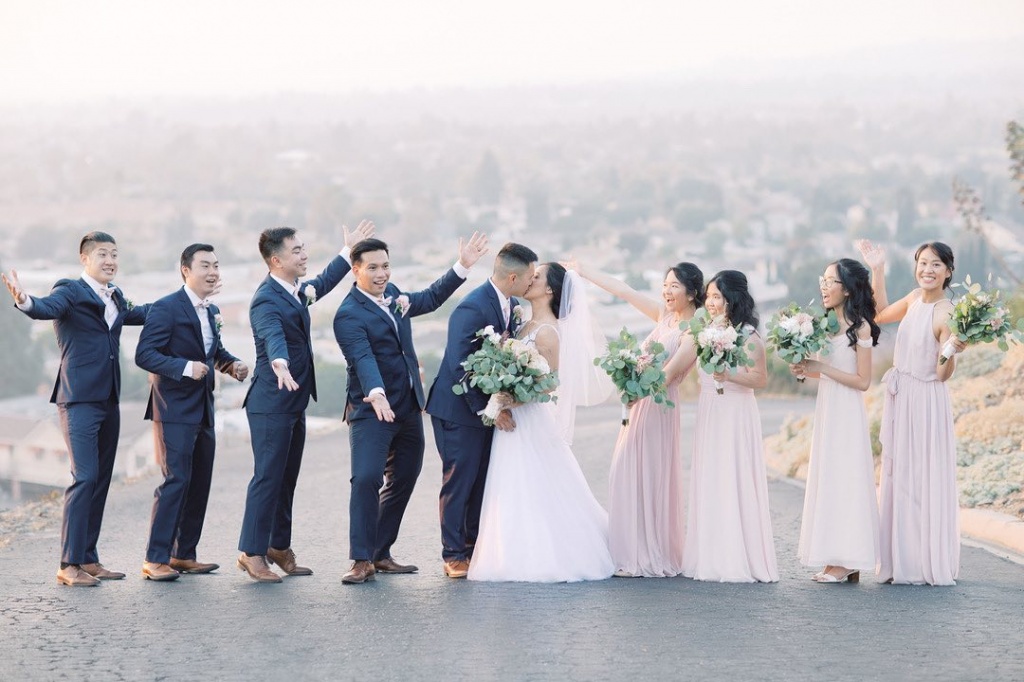 Unique wedding videographers Unique wedding videographers on wezoree.com