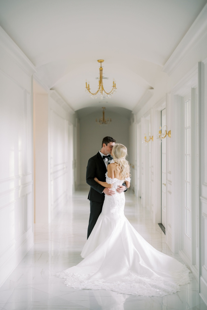 20_thehillsideestatetx_1713571273_3350001080103964679_56672093926.jpg