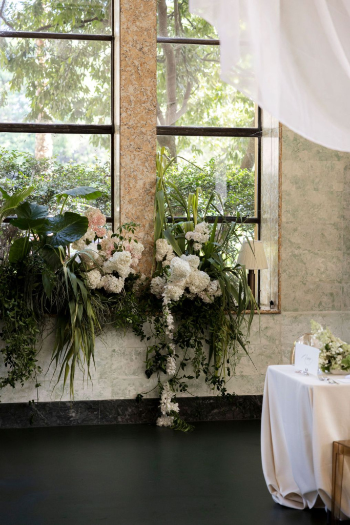 preview-florists-film-and-foliage-portfolio-photo-493615.jpg preview-florists-film-and-foliage-portfolio-photo-493615.jpg