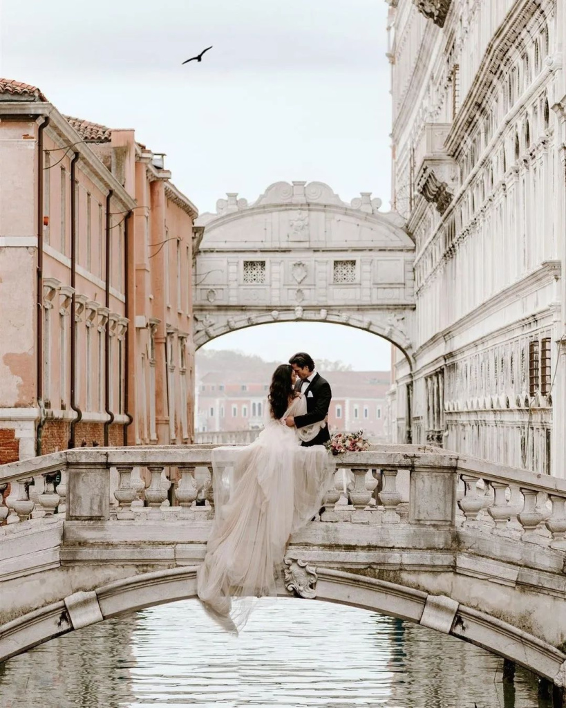 70_prettyflowers.fioreriasanrocco_1700301912_3238689640147235434_4114354081.jpg