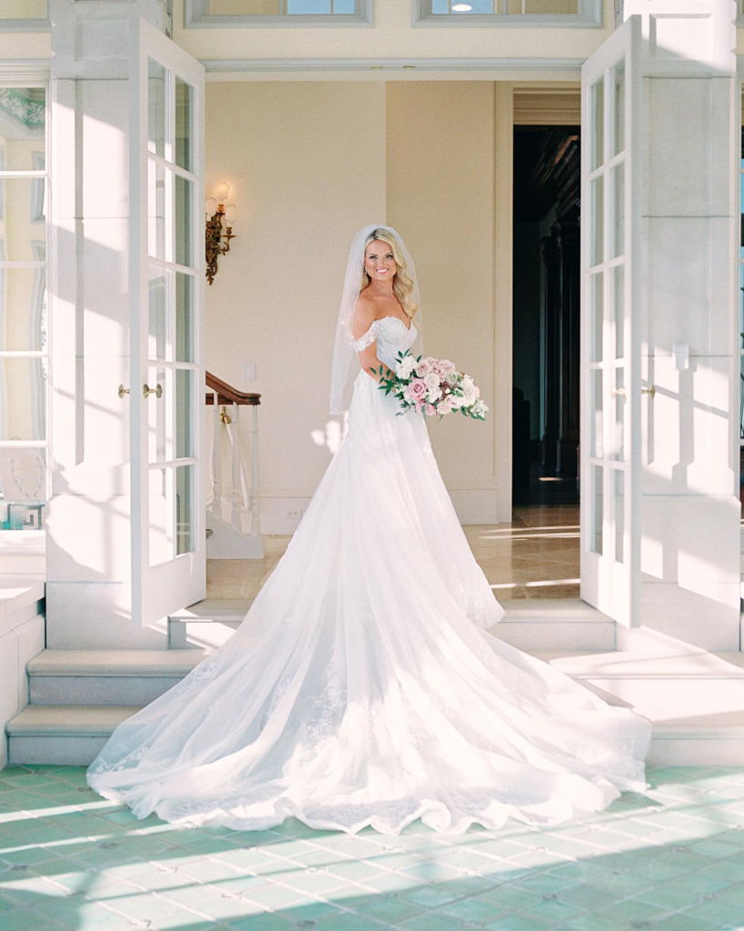 4_stephaniemichellephotog_1681763220_3083175814288408119_5649228736.jpg