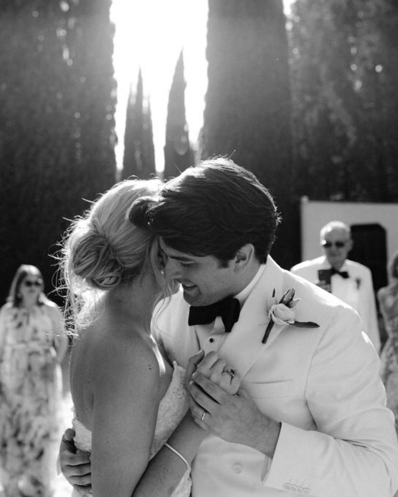 27_kissandchips_photography_1710359534_3323059088700524273_19277744.jpg