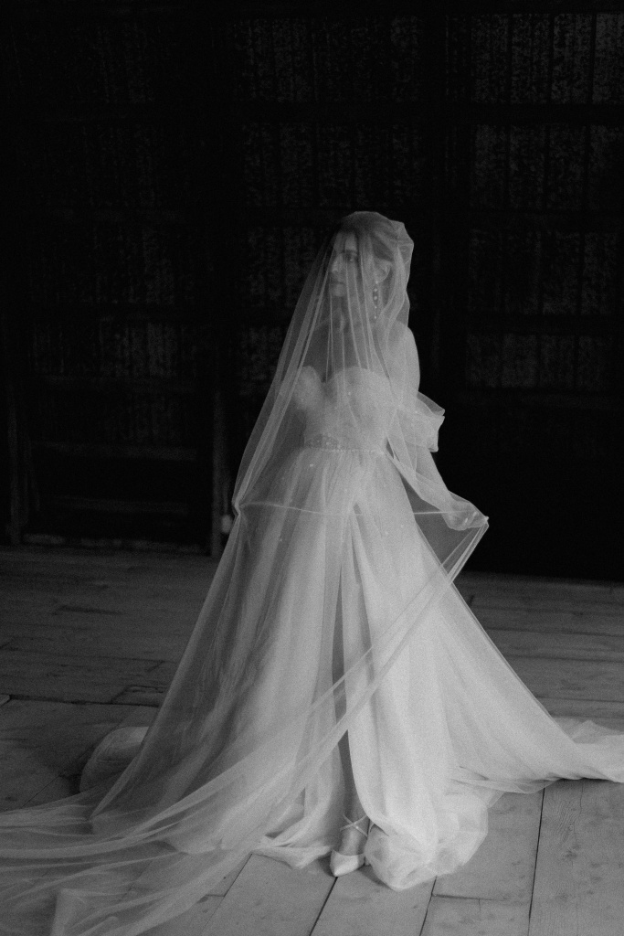 Black&WhiteShoot_62.jpg Black&WhiteShoot_62.jpg