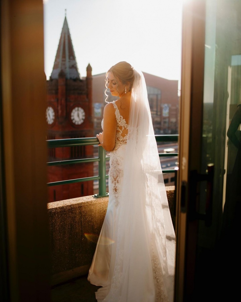 Whether you need a wedding coordinator to plan a wedding in Indianapolis How to find a wedding coordinator to plan a wedding in Indianapolis