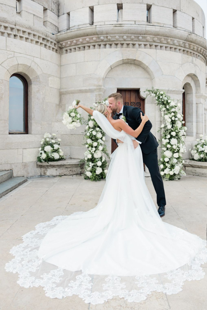 preview-photographers-bella-rose-wedding--portfolio-photo-456514.jpg preview-photographers-bella-rose-wedding--portfolio-photo-456514.jpg