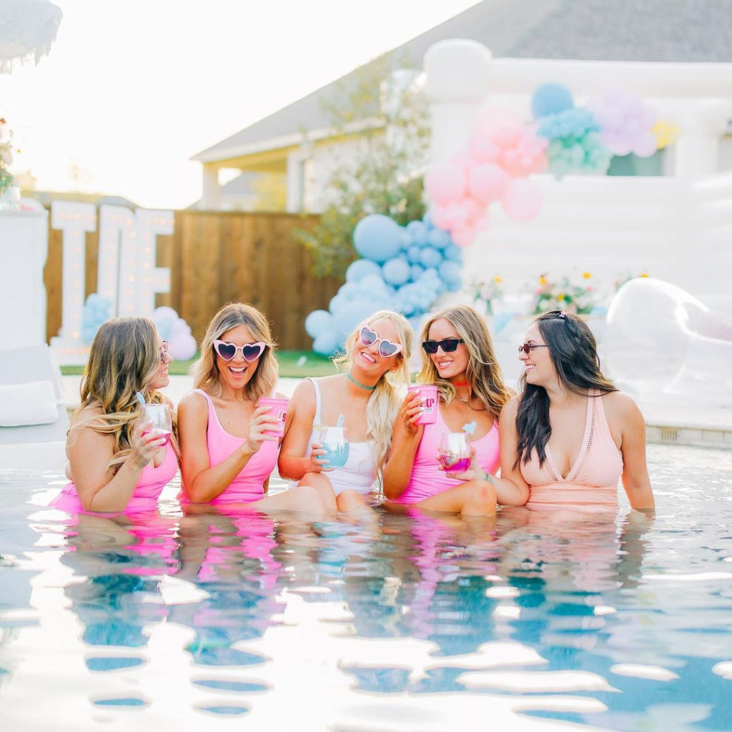 @megan.owen.photography @megan.owen.photography (3).jpg