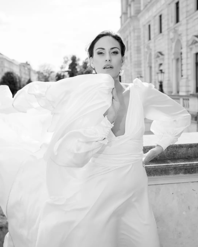 26_orsibakacsbridal_1716444378_3374102457140443035_8066102542.jpg