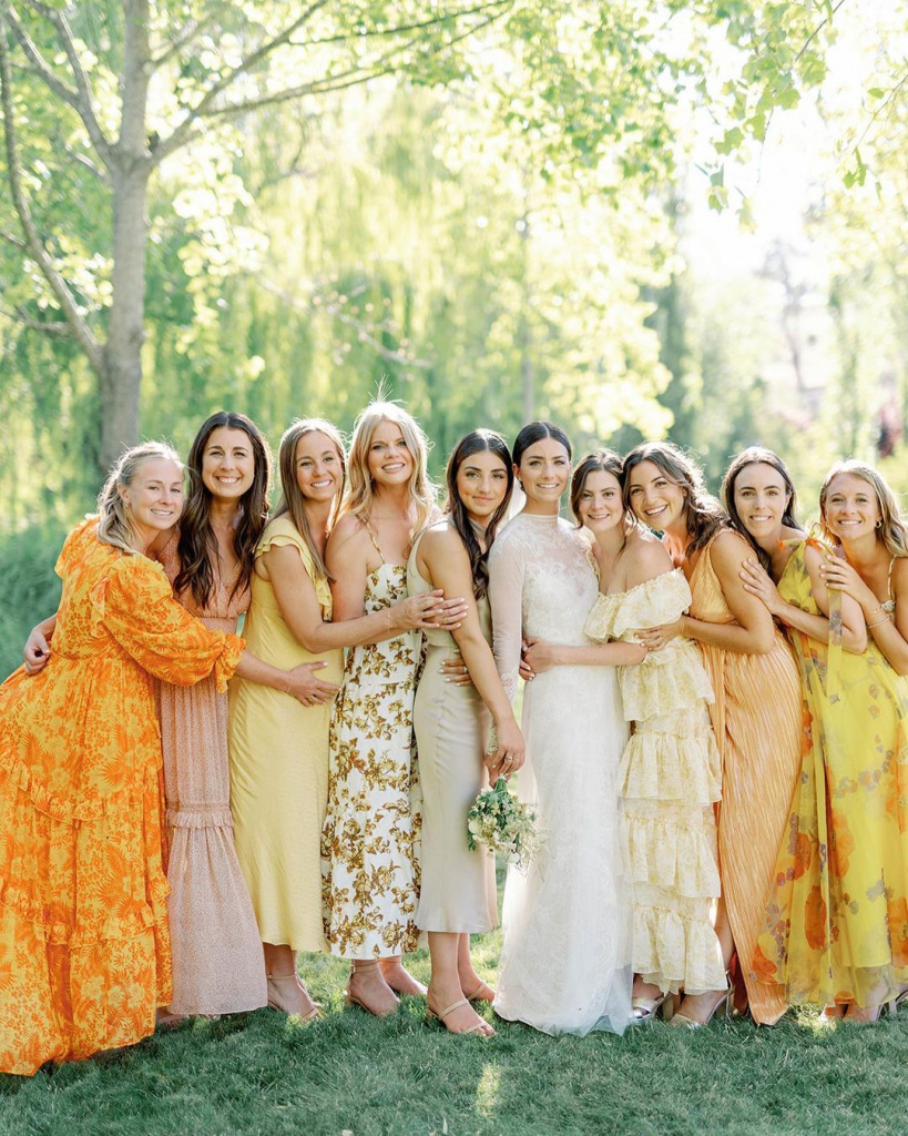 @featherandtwine.jpg @featherandtwine.jpg