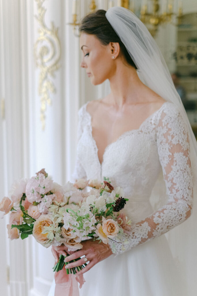 chateau-de-tourreau-charlotte-wise-photographer-provence-wedding-south-of-france-082-683x1024.jpg
