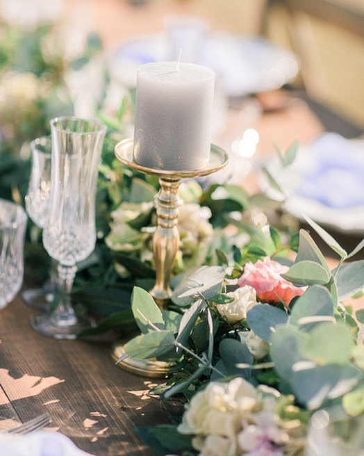 Add Color to Your Outdoor Tables Add Color to Your Outdoor Tables