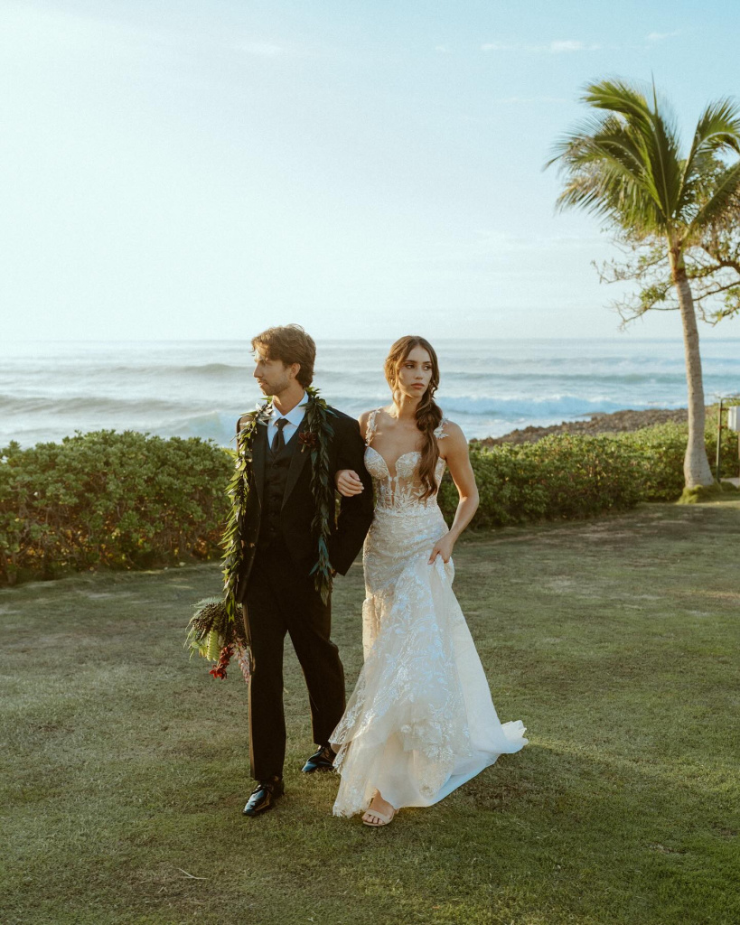 11_aloha_tatiphotography_1710275038_3322350281601603252_21860260876.jpg