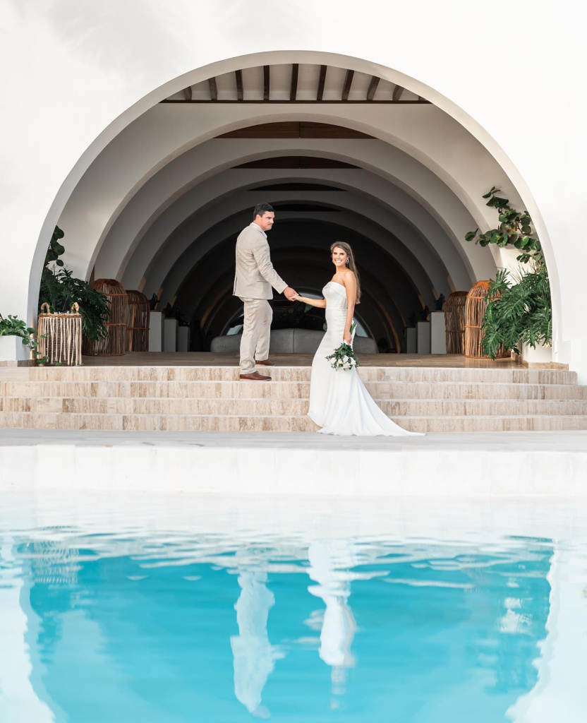 37_bohemiaweddings_1692286836_3171454305700687819_678118714.jpg