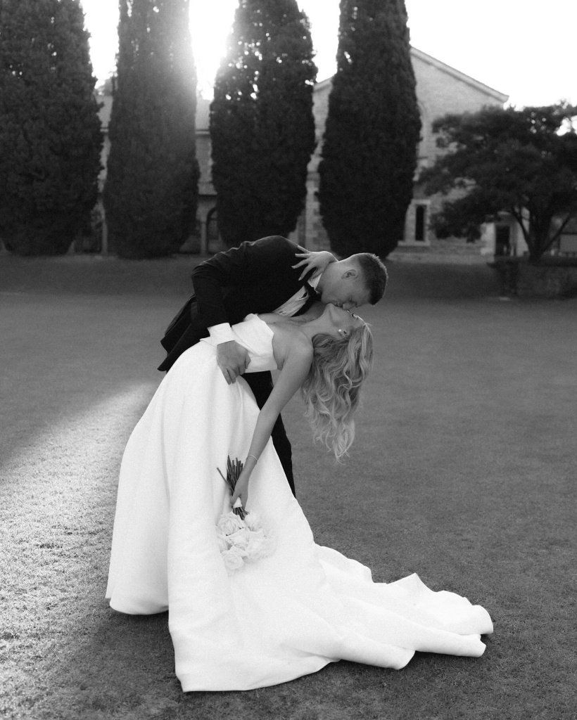 10_aliceandrephoto_1714990195_3361903888931204573_26901995893.jpg