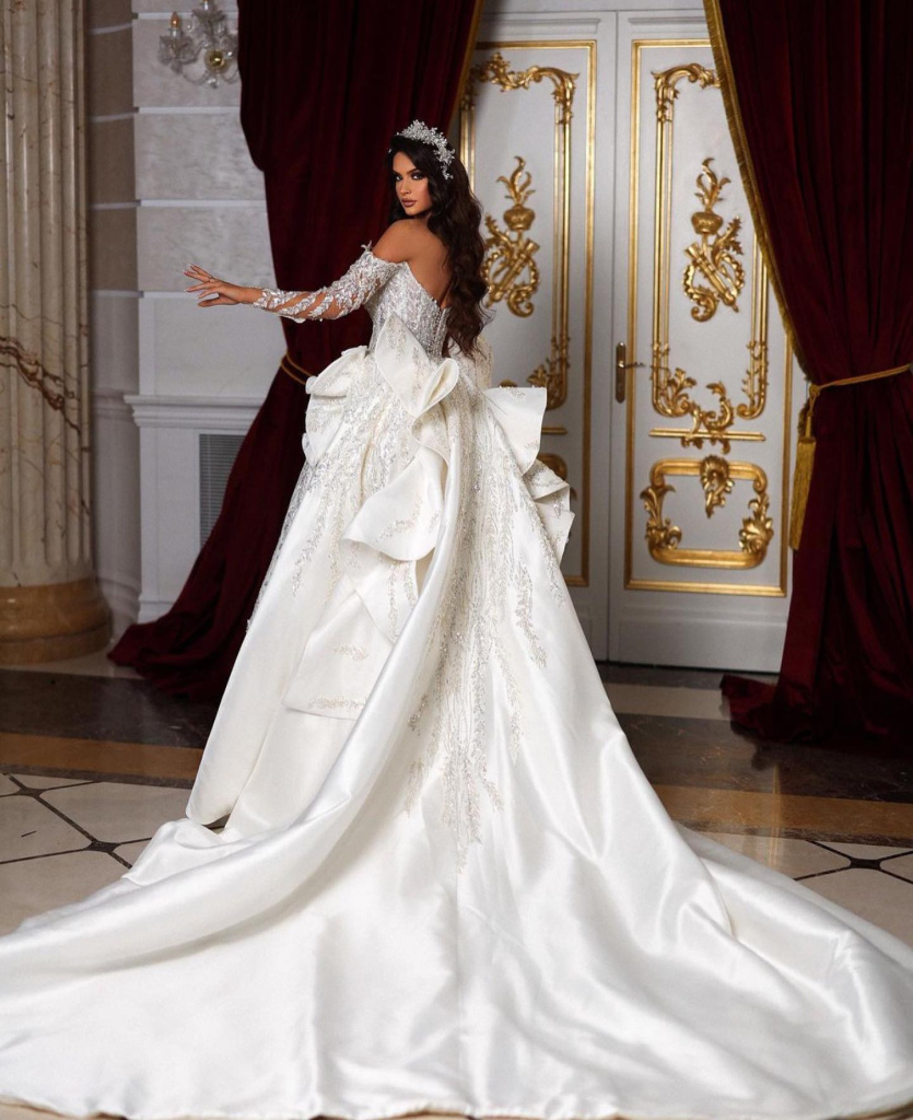 13_bridesspace_1679919084_3067706080385618512_6443038243.jpg