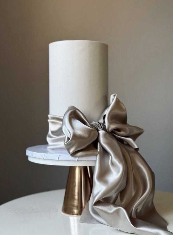 Top 20 Silver Desserts for Wedding Tables Top 20 Silver Desserts for Wedding Tables photo